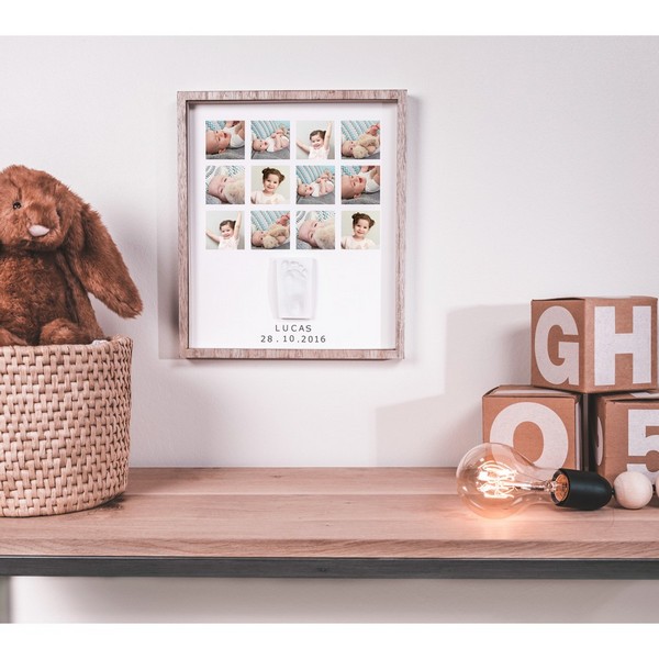 Продукт BABY ART  My Very First Year - Рамка за 12 снимки и отпечатък, естествено дърво - 0 - BG Hlapeta
